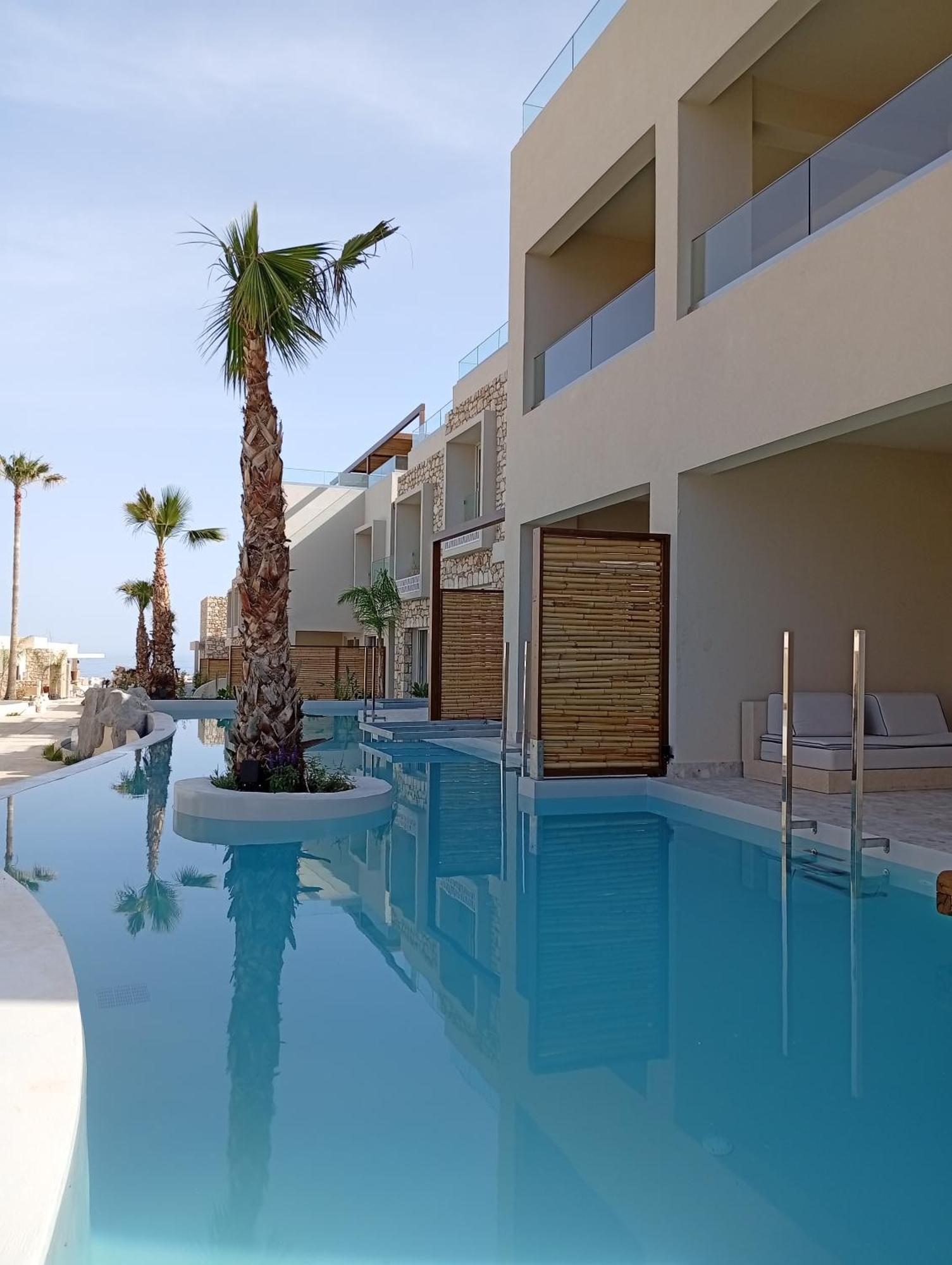 Uzenie All Suites Boutique Resort (Adults Only) Adelianos Kampos Exteriör bild